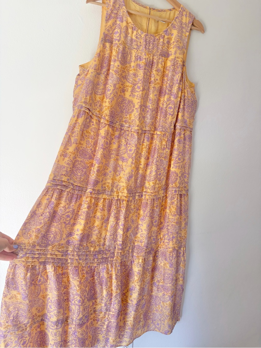 J.Jill Yellow Purple Paisley Pleated Tiered Sleeveless Maxi Dress Size Large - Picture 4 of 14
